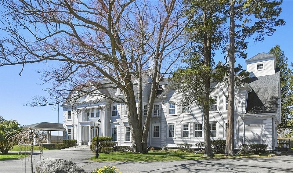 1st image of 824 Tucker Rd