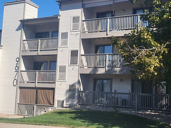 The 2nd floor balcony