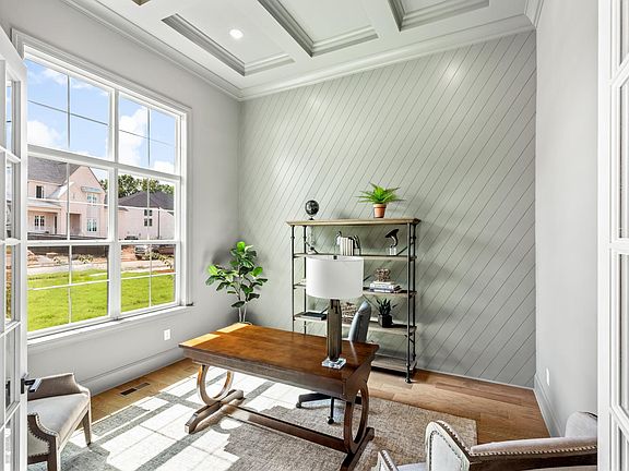 Marabelle D home office