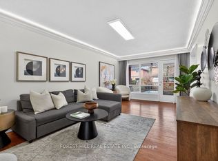 26 Fontainbleau Dr, Toronto, ON M2M1N9