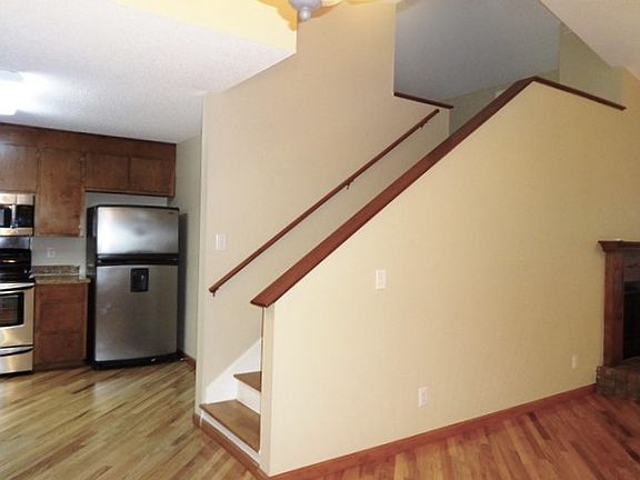 4th image of 2201 Sawmill Trace Ln