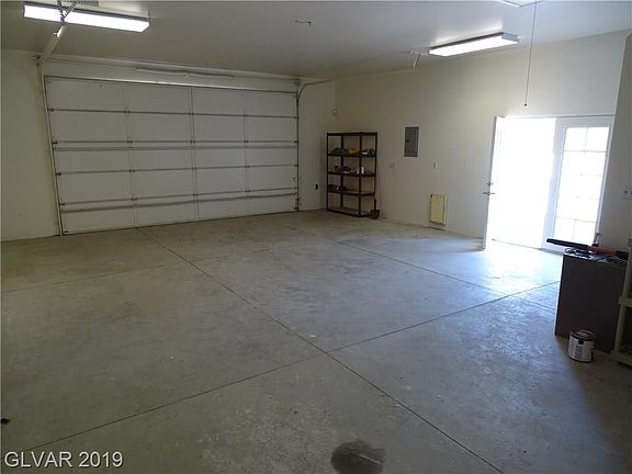 3rd image of 276 Plaza Capri Ct