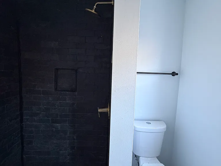 59 N 15th St #3 — Photo 14