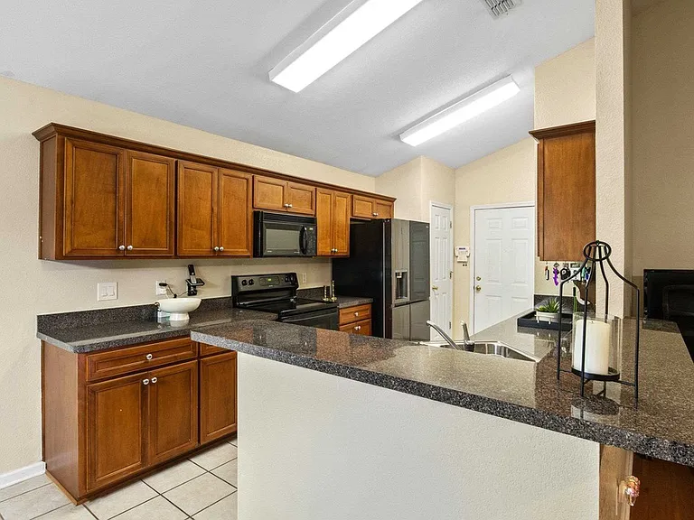 3224 Lord Murphy Trl — Photo 5