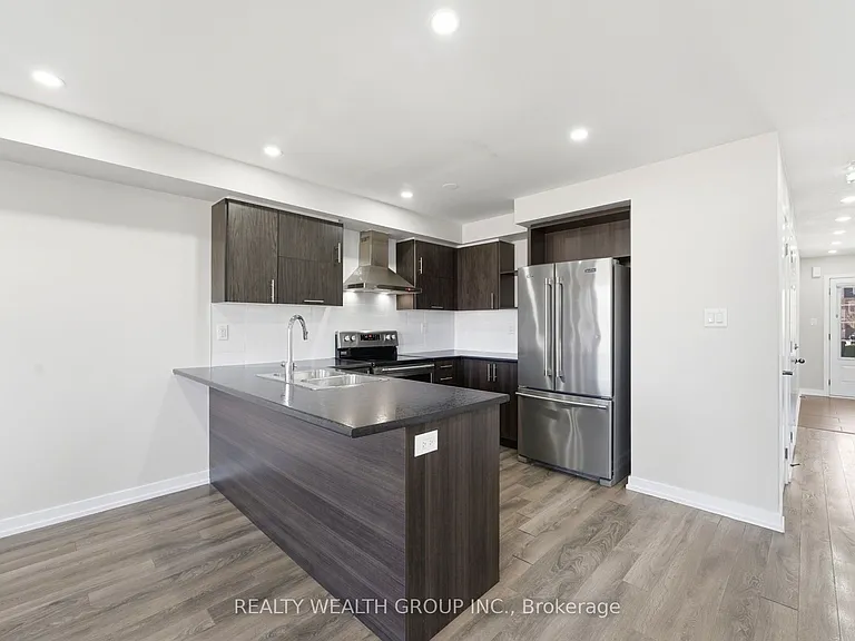 112 Golden Springs Dr — Photo 6