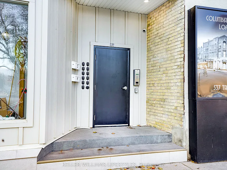 537 Talbot St #10 — Photo 5