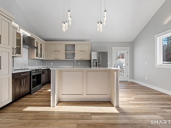 2nd image of 121 New Road