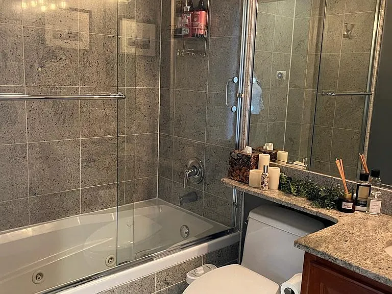 1345 N Ashland Ave #2S — Photo 13