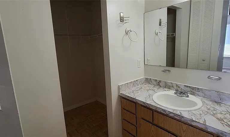 1101 Spring Meadow Dr #1101 — Photo 16