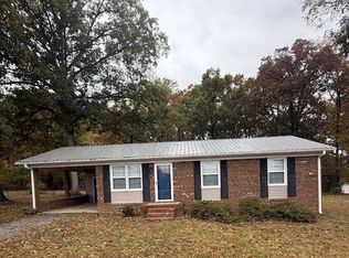 763 Palmer Rd, Lexington, NC 27292