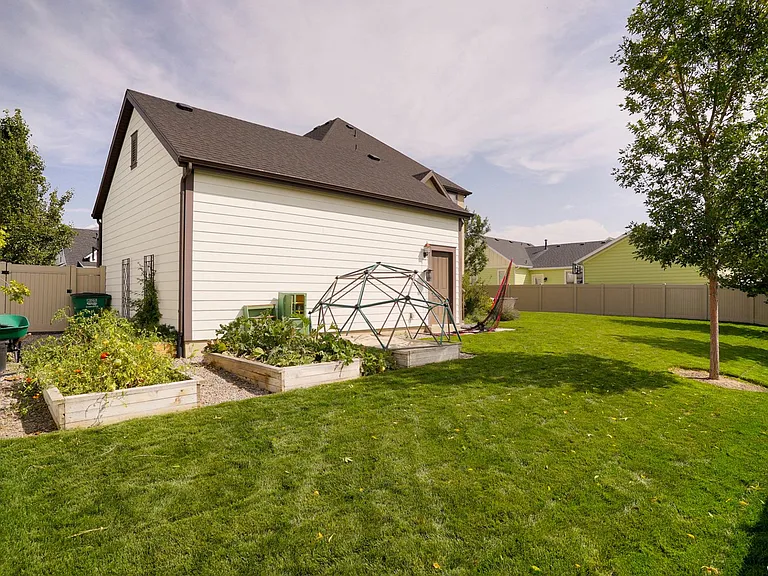 321 Autumn Cherry Way — Photo 37