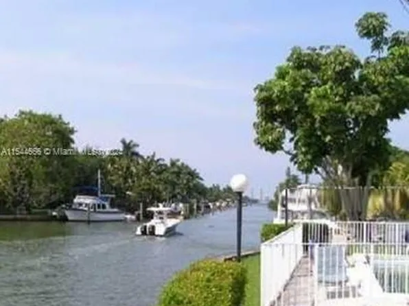 (undisclosed Address), Miami, FL 33138