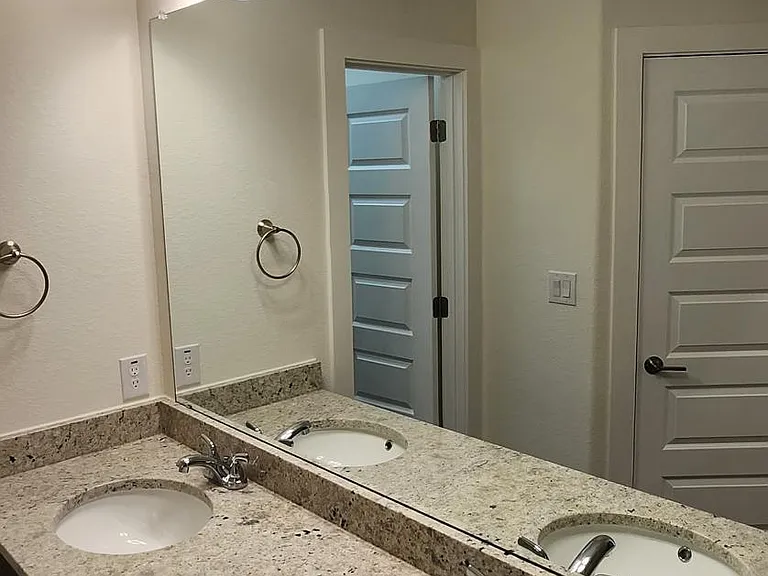 401 Parkline Dr #1A — Photo 8