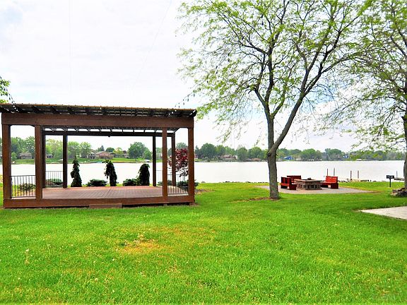 4th image of 1135 E Choctaw Dr