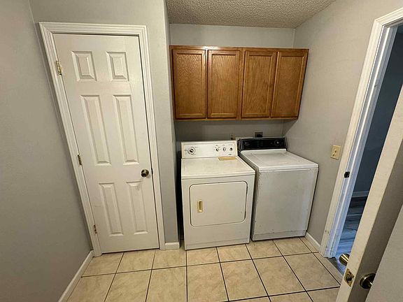 5th image of 1706 Brooklyn Dr APT B