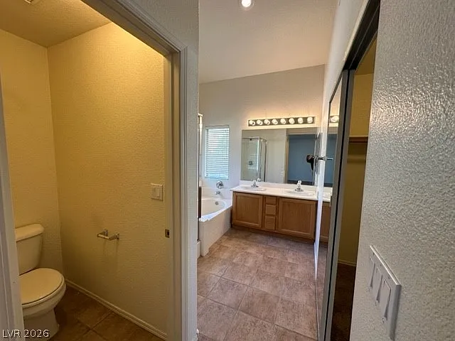 285 Spring Palms St — Photo 10