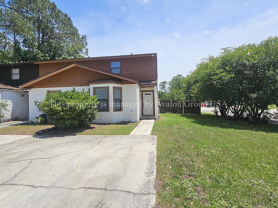1st image of 7690 Jana Ln S