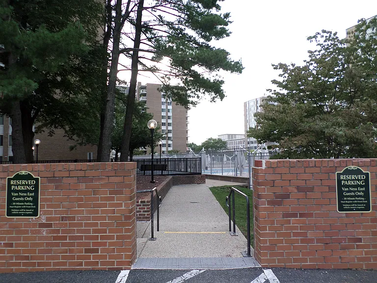 guest parking and walkway to Giant Supermarket at the Van Ness Metro (on Connecticut Ave)