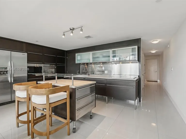 6000 Collins Ave #306 — Photo 8