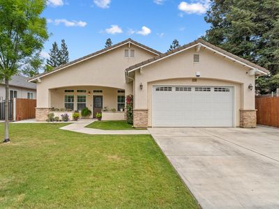 2262 N Oaks Street, Tulare, CA, 93274