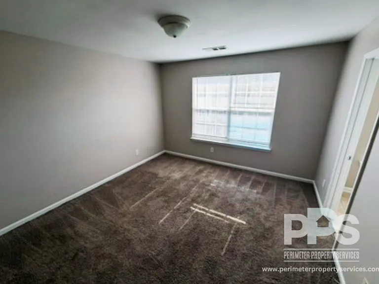 6764 Blackstone Pl — Photo 13