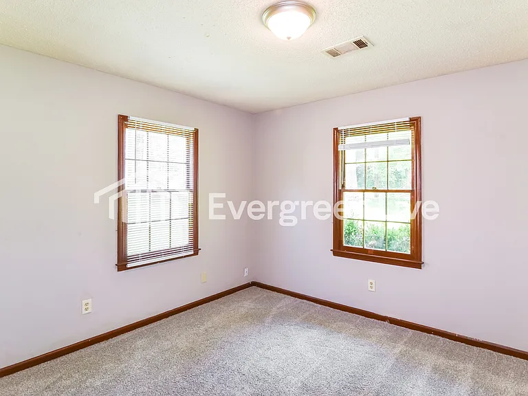 1345 Pine Ridge Rd — Photo 9