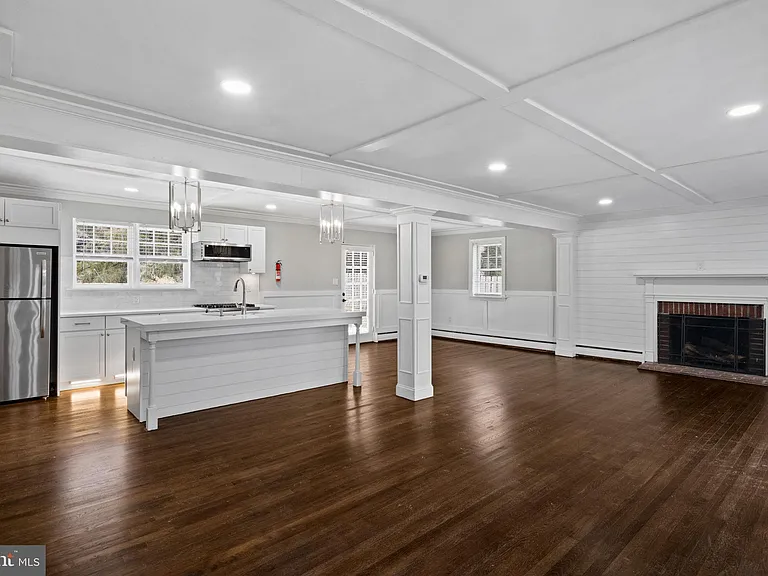 383 Upper Gulph Rd — Photo 6