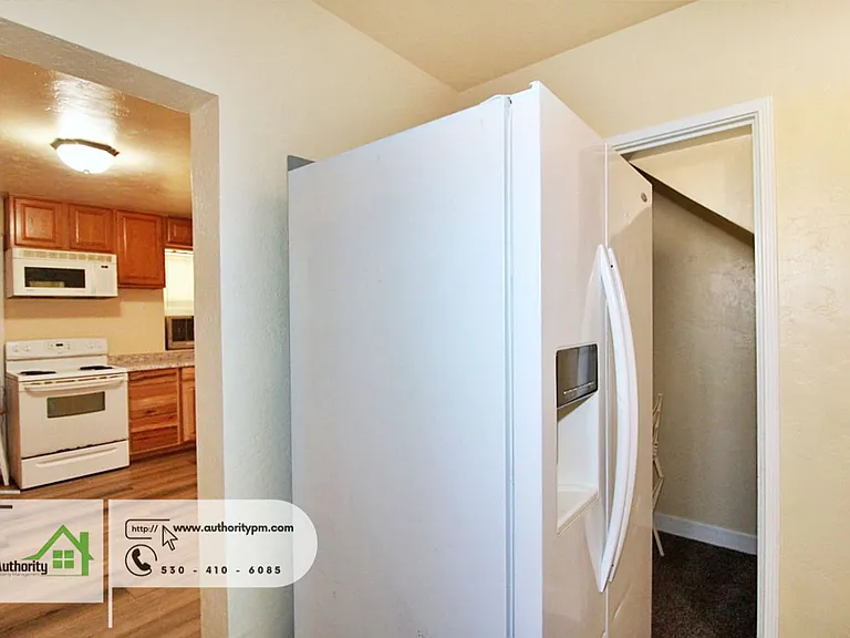 2391 Placer St #A — Photo 14