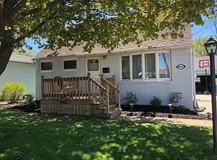 941 Sherwood Ct, Depew, NY 14043