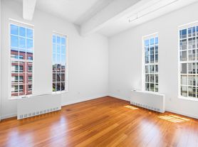 184 Kent Ave