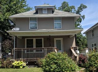 210 Summit Ave, Waterloo, IA 50701
