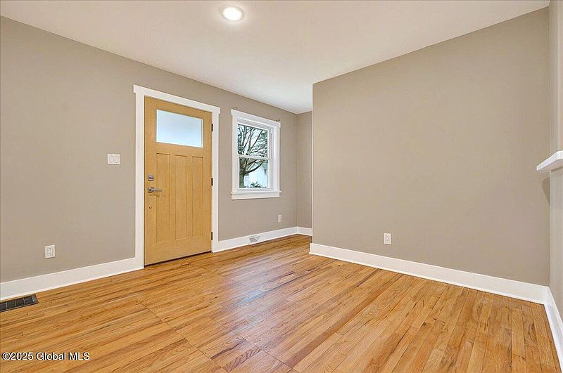 4th image of 56 Coachman Drive