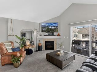 5225 White Willow Dr APT J210, Fort Collins, CO 80528