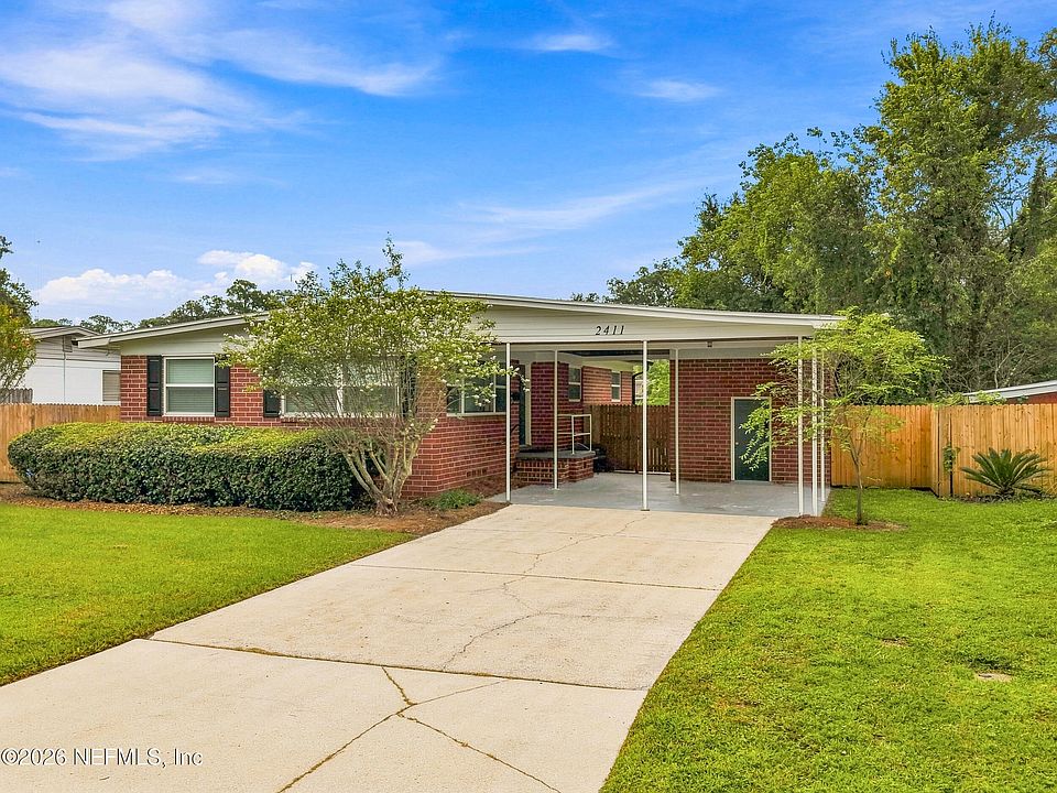 1st image of 2411 PROVOST Road E