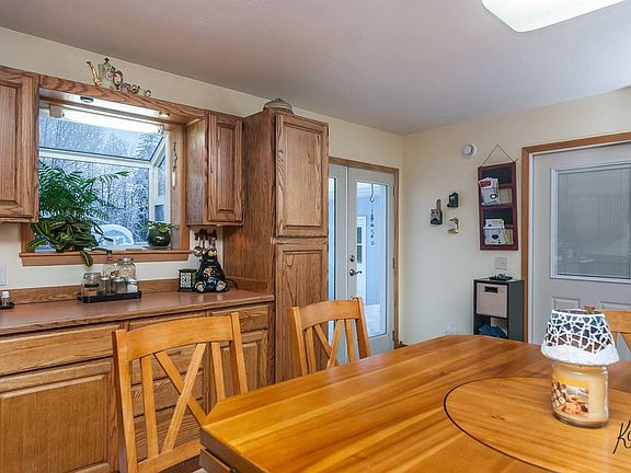 3rd image of 1634 Palomino Dr
