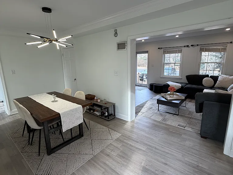 5010 Massachusetts Ave NW — Photo 3