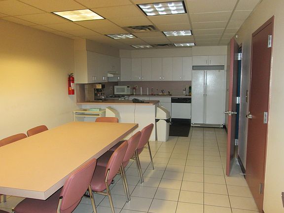 5th image of 15 William St