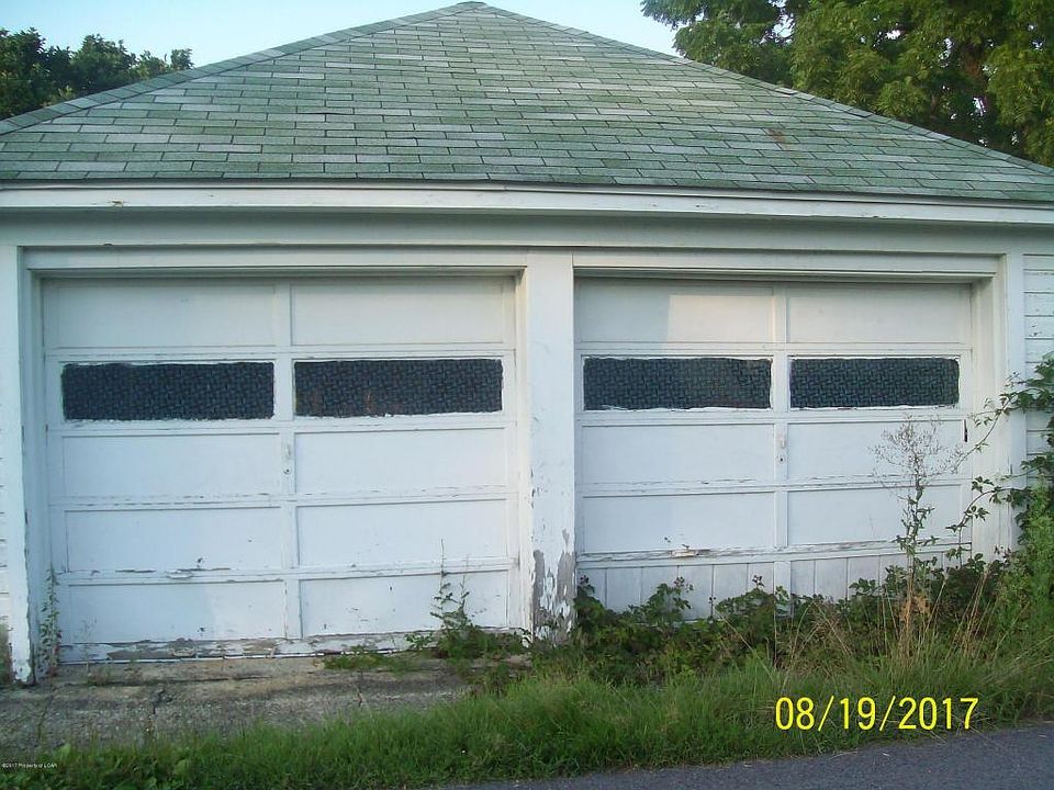 2nd image of 1711 Hawthorne St