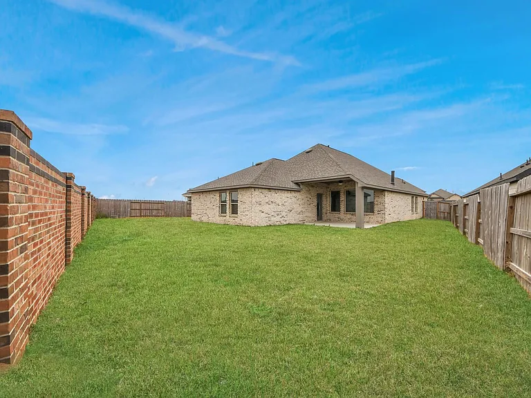 859 Sarasota Shore Dr — Photo 38