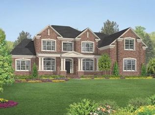 11 Lester Gray Dr, Walpole, MA 02081