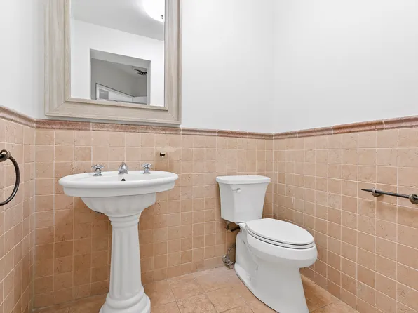 35 East 12th Street image 12 of 14