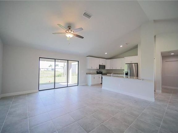 5th image of 4903 Berryman St