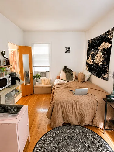 28 S Huntington Ave Photo 1