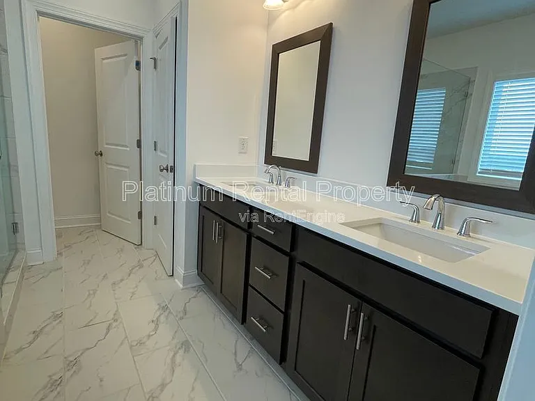5221 Riden Ct — Photo 29