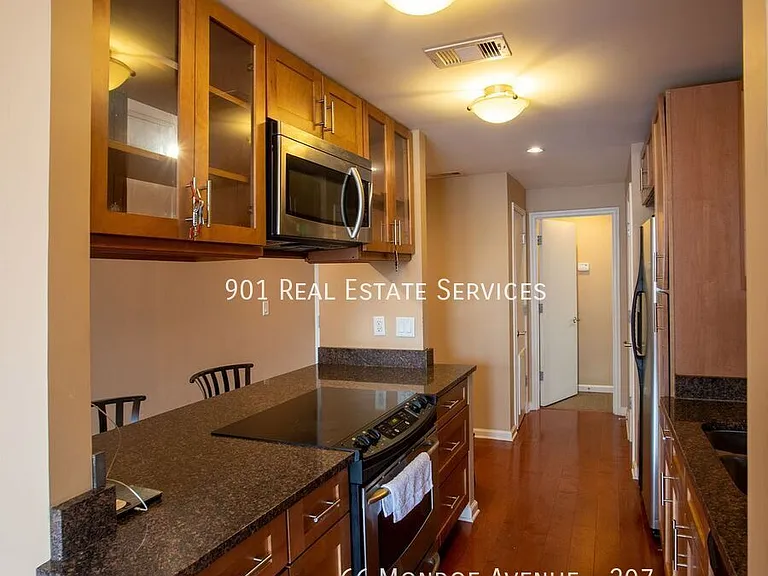 66 Monroe Ave #207 — Photo 9