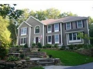 28 Glance Rd, Windham, NH 03087