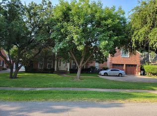 6530 Lakehurst Ave, Dallas, TX 75230
