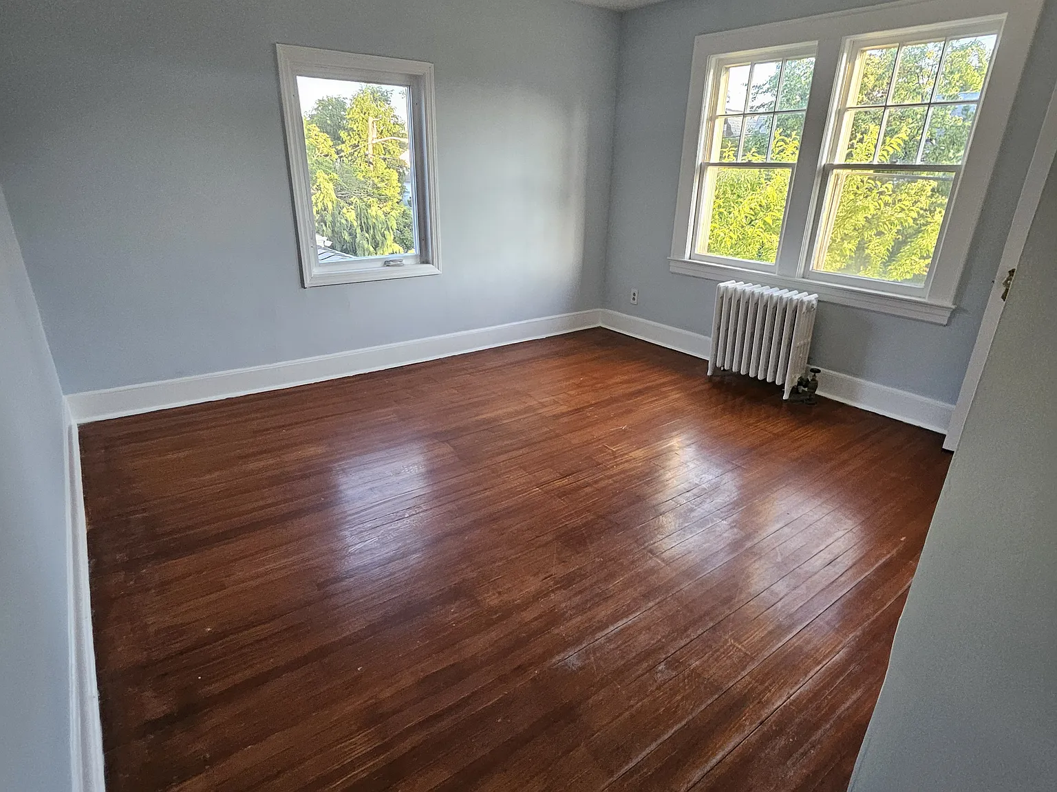 6 bed, $4,500 — Photo 2