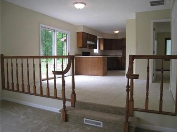 2nd image of 20440 Wooddale Ave