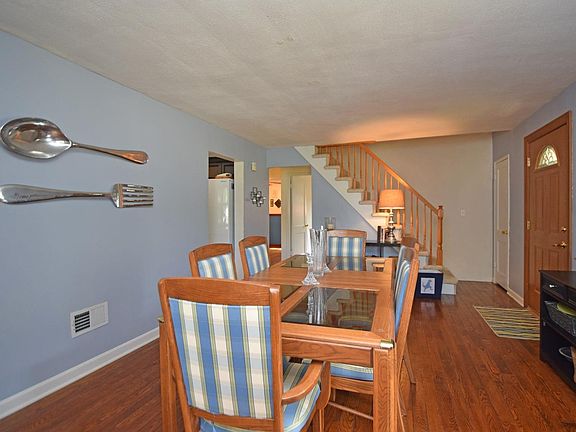 4th image of 6750 Le Conte Ave